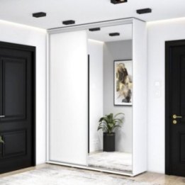 Wysoka, wąska szafa przesuwna z lustrem, pakowna – Zuza 160x242x45 cm.